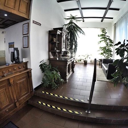 Hotel Faust Ντέτσιν Εξωτερικό φωτογραφία