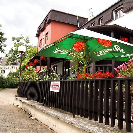 Hotel Faust Ντέτσιν Εξωτερικό φωτογραφία
