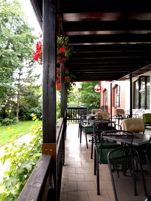 Hotel Faust Ντέτσιν Εξωτερικό φωτογραφία